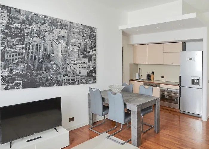 PRESTIGE BOUTIQUE HOMES -Duomo Galleria Vittorio Emanuele